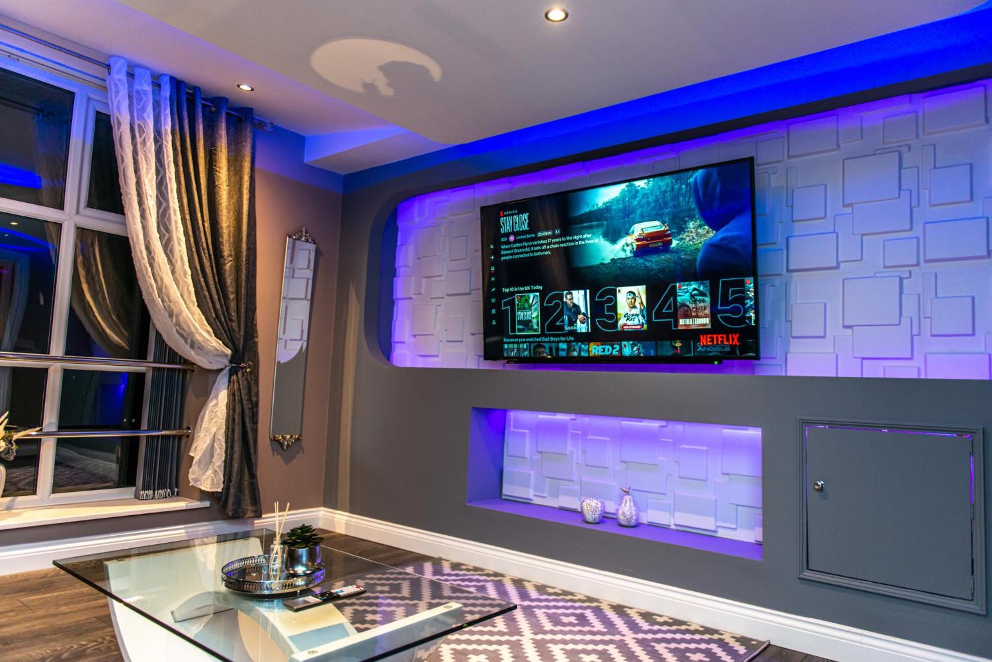 Optimal Apartments Bradford  Bilik gambar